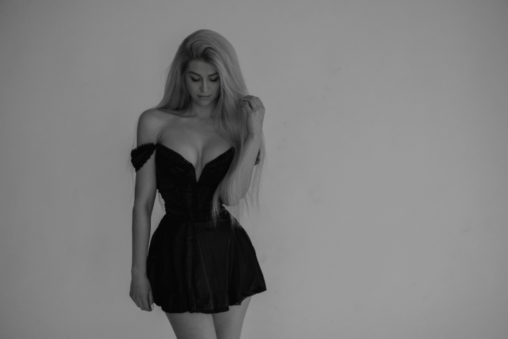 Tyra New Dark-Pop Hit: "Thank You For Leaving"